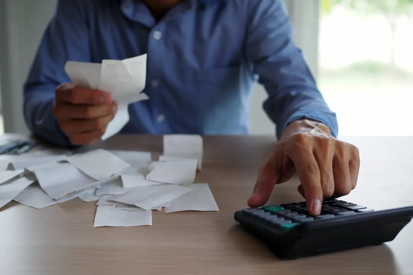 Aprenda a cortar gastos, de forma eficiente, na sua empresa.